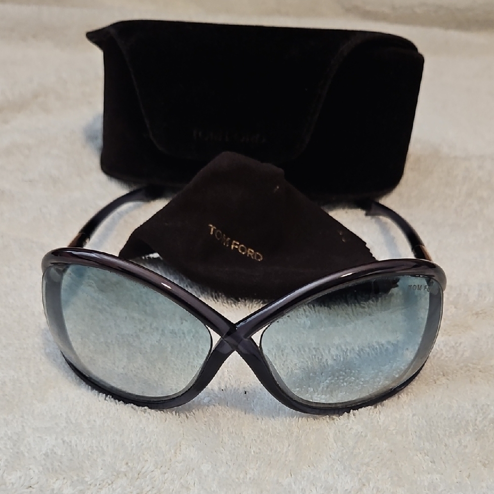Tom Ford Gray Blue Frame Sunglasses with Blue Gradient Lenses